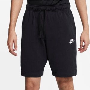 Nike Men's Sportswear Club Short Jersey in Black